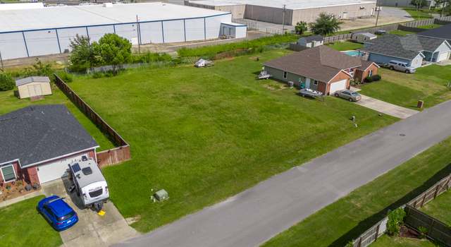 Photo of 405 Nancy Dr, Panama City, FL 32404