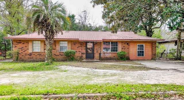 Photo of 891 8th St, Graceville, FL 32440