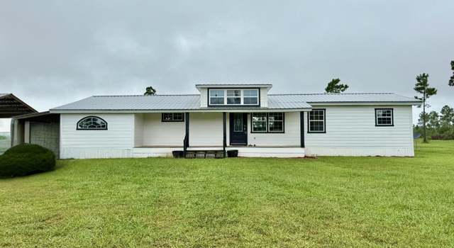 Photo of 8010 SW Chester Pickron Rd, Youngstown, FL 32466