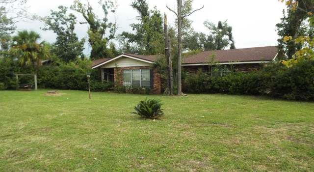 Photo of 504 E 3rd St, Lynn Haven, FL 32444