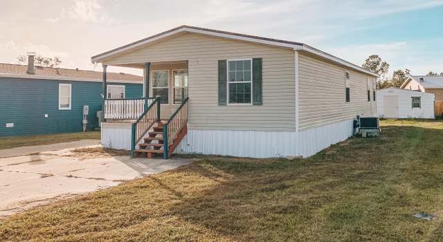Photo of 6423 Lake Suzzanne Pl, Panama City, FL 32404