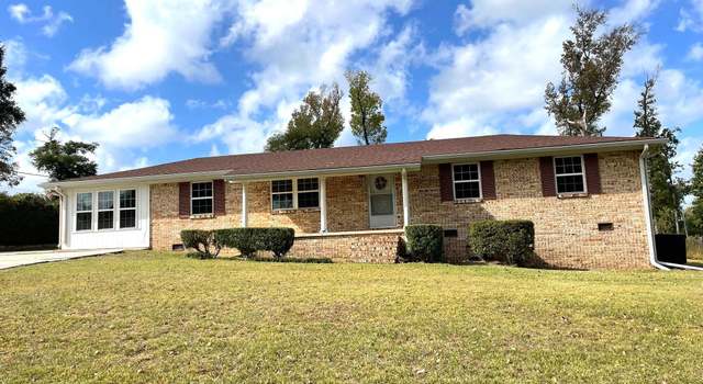Photo of 2983 Westmanor Dr, Marianna, FL 32446
