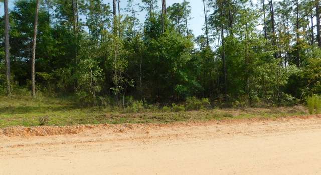 Photo of 2443 Radcliff Cir, Chipley, FL 32428