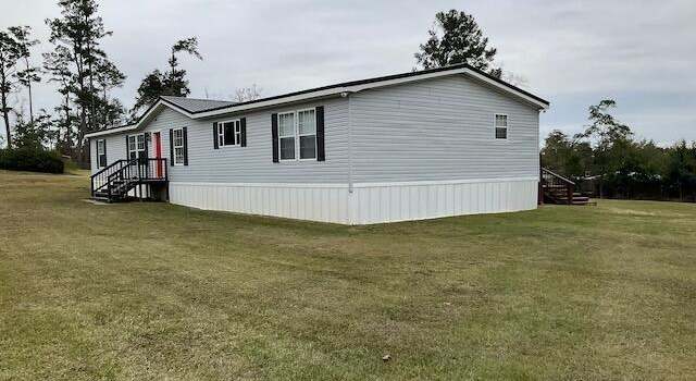 Photo of 7863 Forman St, Sneads, FL 32460