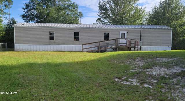 Photo of 7925 Heron Ln, Youngstown, FL 32466