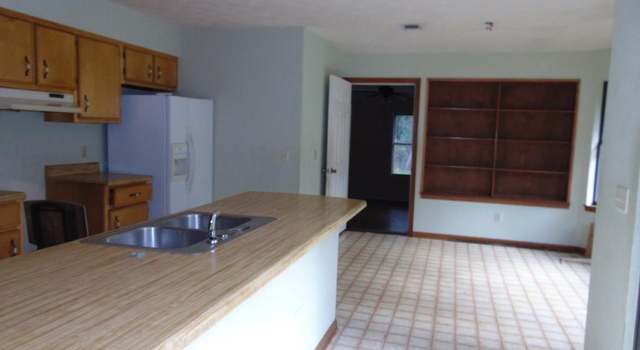 Photo of 4393 Mustang Ln, Chipley, FL 32428