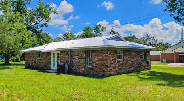Photo of 576 Martin Luther King Dr, Chipley, FL 32428