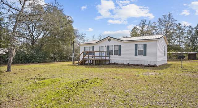 Photo of 2426 Finch Cir, Chipley, FL 32428
