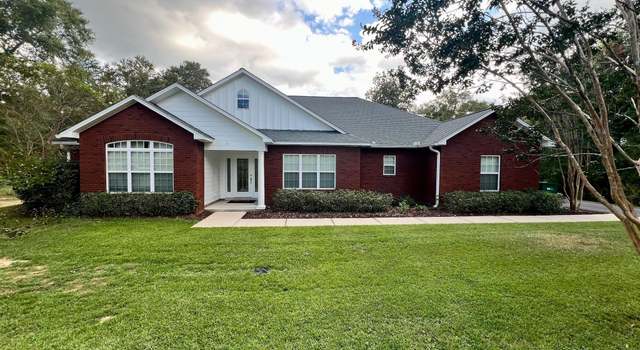 Photo of 4667 River Dr, Marianna, FL 32446