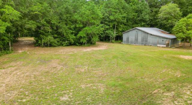 Photo of 2222 Shady Hollow Ln, Caryville, FL 32425