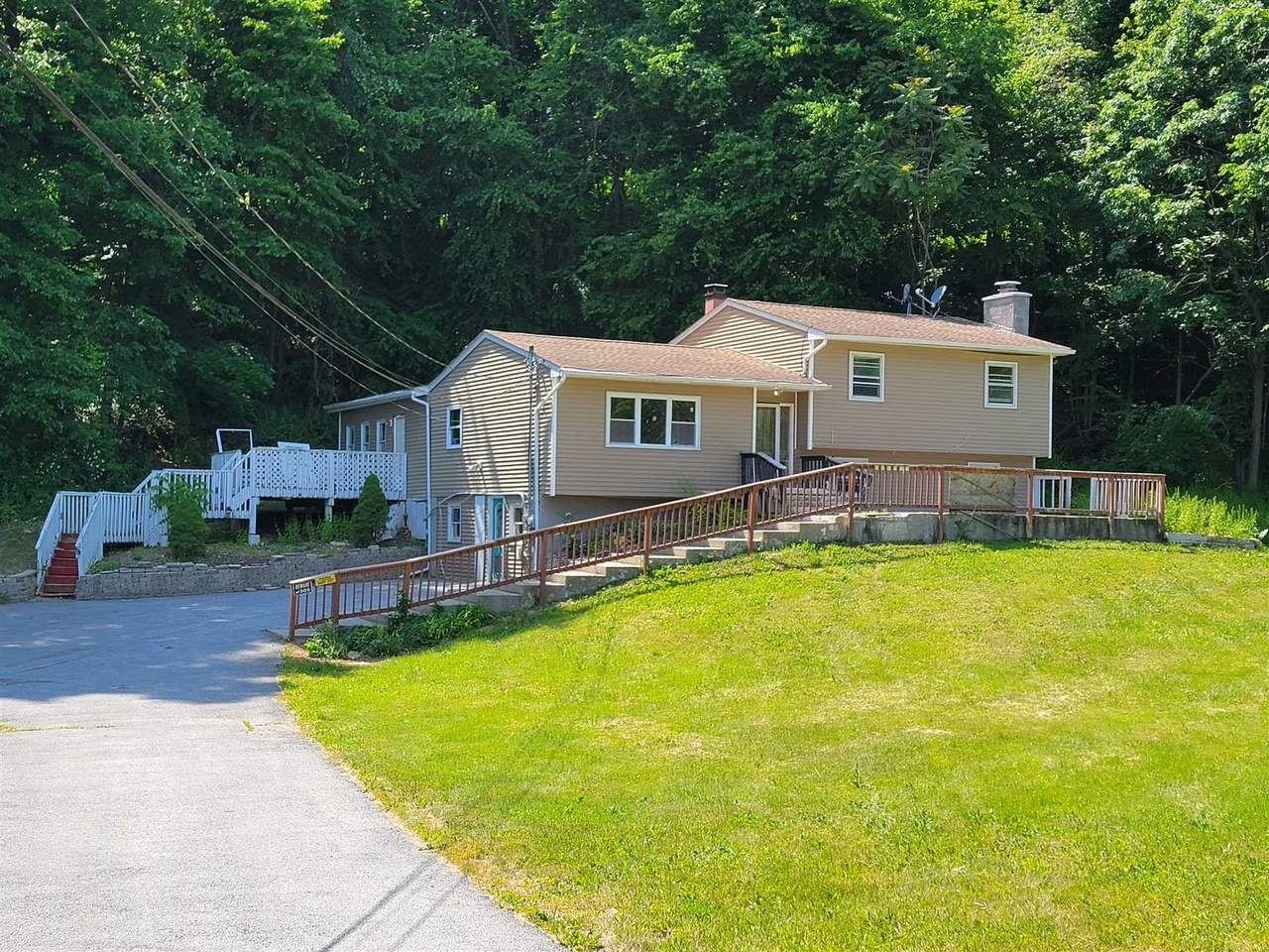 236 Cream St, Hyde Park, NY 12601 MLS 416015 Redfin