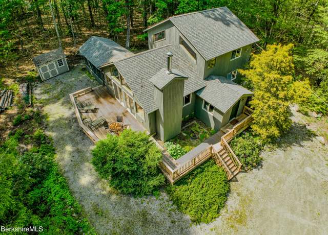 Property at 113 Iroquois Ave, Becket, MA 01223, 5 beds, 3 baths