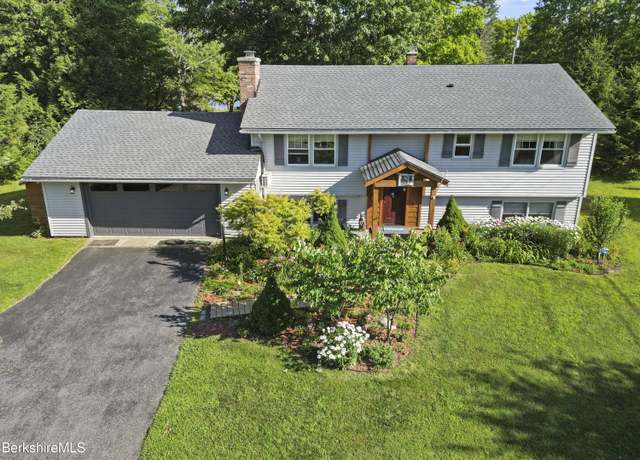 Property at 592 Peru Rd, Hinsdale, MA 01235, 4 beds, 3.5 baths