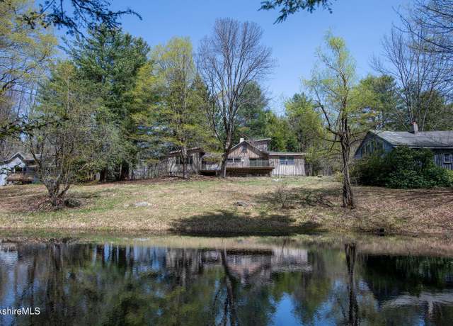 Property at 207-209 Main St, Becket, MA 01223, 7 beds, 4 baths