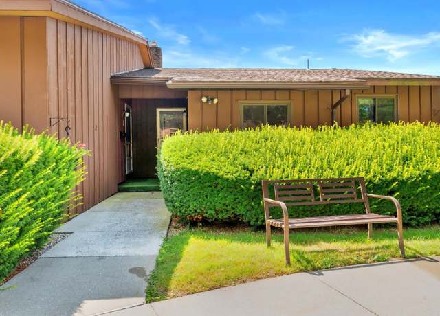Property at 26 Churchill Crst, Pittsfield, MA 01201, 1 bed, 1.5 baths