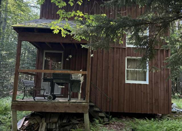 Property at 50 Scott Rd, Savoy, MA 01256, 1 bed
