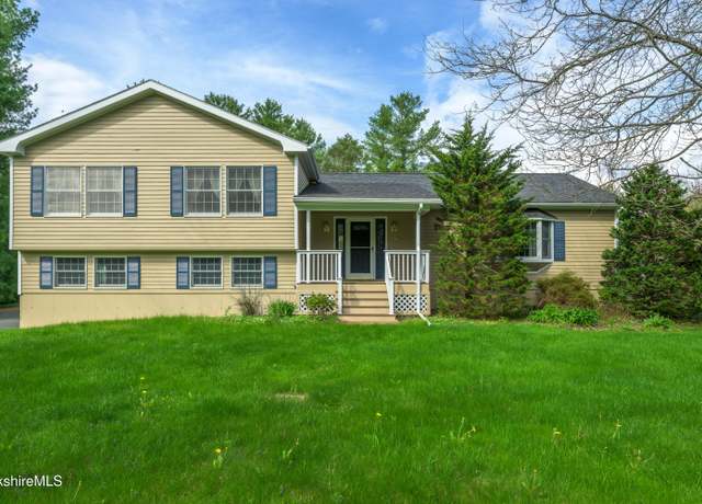 Property at 90 Mandalay Rd, Lee, MA 01238, 3 beds, 2.5 baths