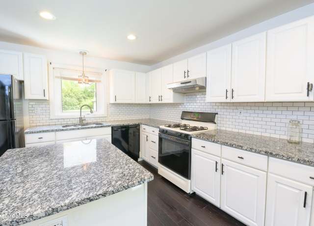 Property at 800 Simonds Rd, Williamstown, MA 01267, 4 beds, 1.5 baths