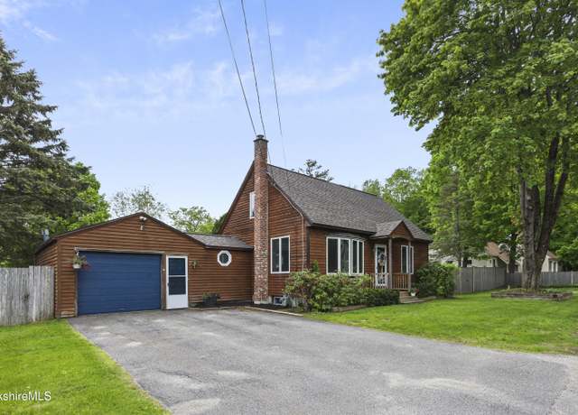 Property at 9 Swan St, Pittsfield, MA 01201, 3 beds, 1.5 baths
