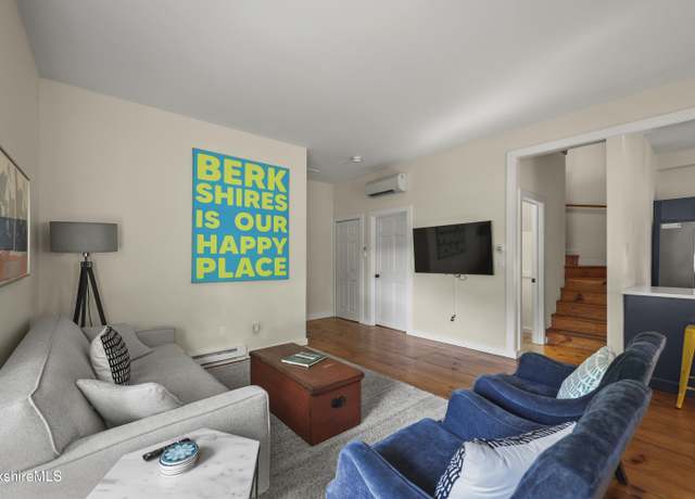 Property at 116 West Ave Unit i, Great Barrington, MA 01230, 2 beds, 2.5 baths