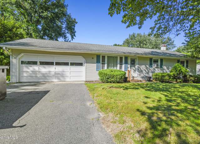 Property at 83 Devonshire Dr, Cheshire, MA 01225, 3 beds, 2 baths