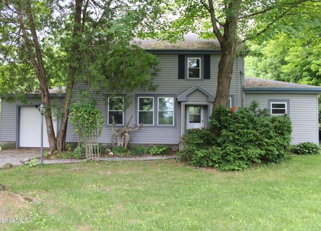 Property at 349 New Lenox Rd, Lenox, MA 01240, 3 beds, 1 bath