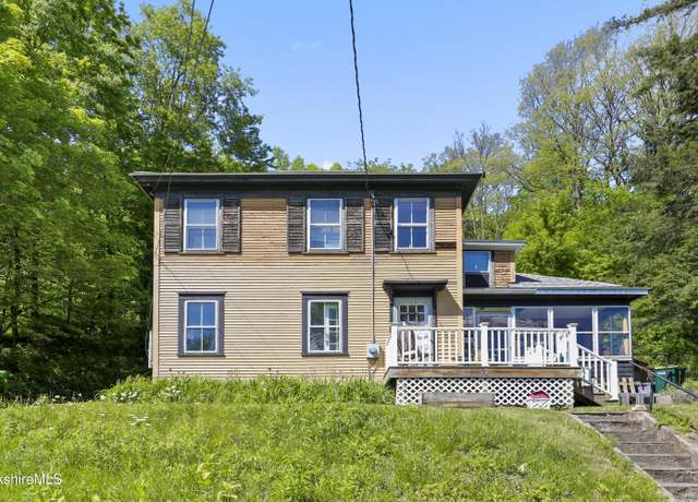 Property at 1729 Massachusetts Ave, North Adams, MA 01247, 2 beds, 1 bath