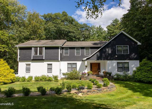 Property at 54 Dunmore Ct, Lenox, MA 01240, 4 beds, 3.5 baths