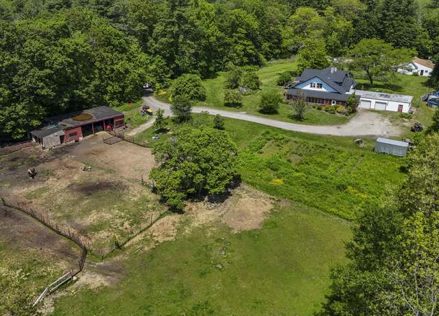 Property at 20 E Dugway Rd, Lenox, MA 01240, 5 beds, 4.5 baths