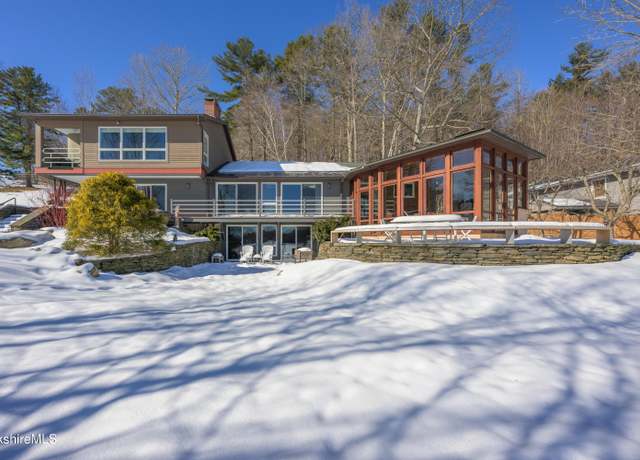 Property at 140 Blythewood Dr, Pittsfield, MA 01201, 3 beds, 4 baths