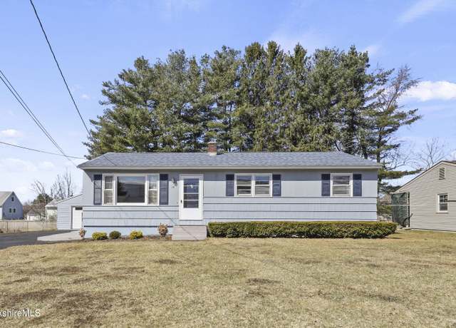 Property at 34 Wealthy Ave, Pittsfield, MA 01201, 3 beds, 1 bath