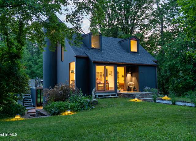 Property at 856 Barnum St, Sheffield, MA 01257, 3 beds, 3 baths