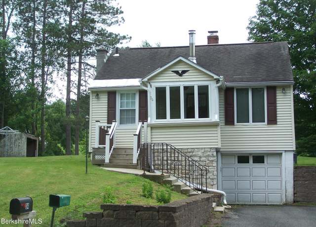 Property at 34 Bryant St, Pittsfield, MA 01201, 2 beds, 1 bath
