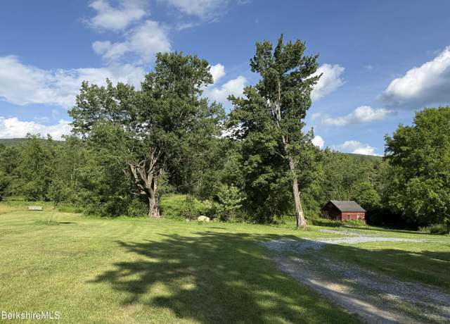 Property at 462 Henderson Rd, Williamstown, MA 01267