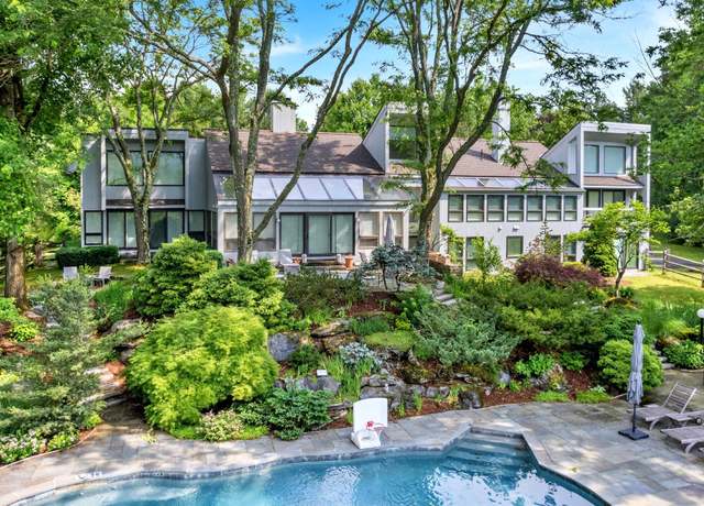 Property at 180 W Center Rd, West Stockbridge, MA 01266, 5 beds, 4.5 baths