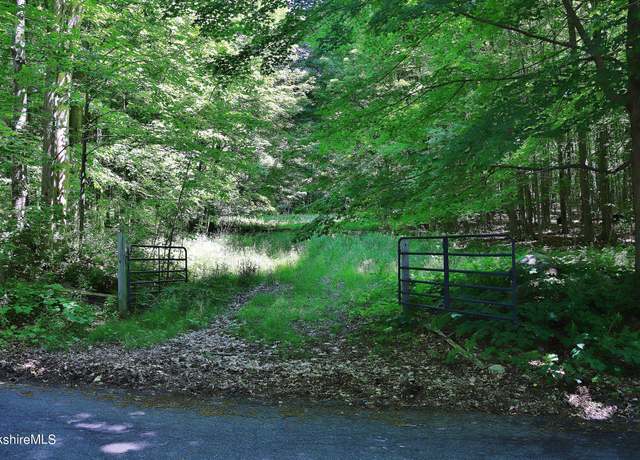 Property at 0 Oak Hl, North Adams, MA 01247