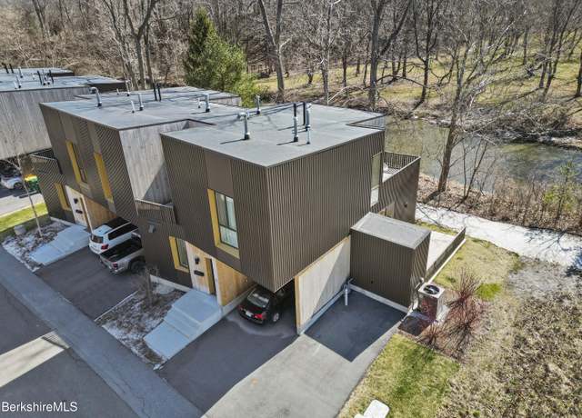 Property at 12 River Run, Williamstown, MA 01267, 2 beds, 2.5 baths