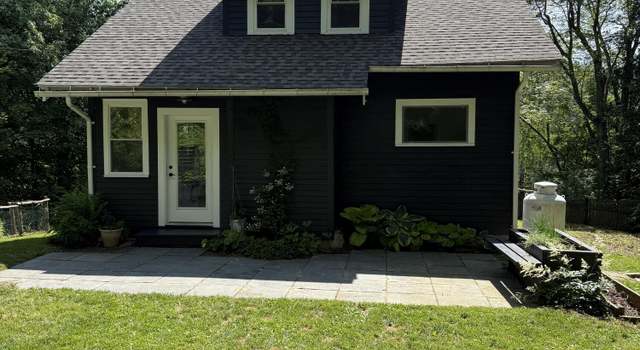 Photo of 12 Beacon Hl, Great Barrington, MA 01236