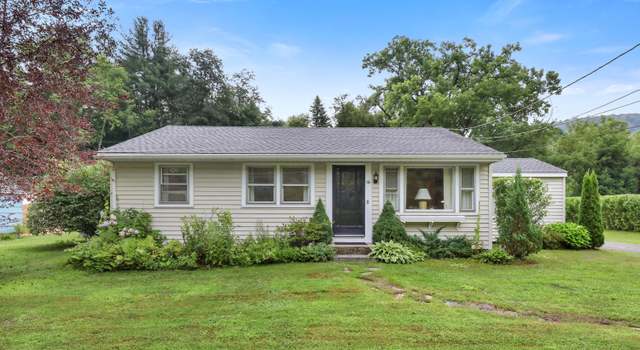 Photo of 16 E New Lenox Rd, Lenox, MA 01240