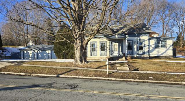 Photo of 27 Church St, Cheshire, MA 01225