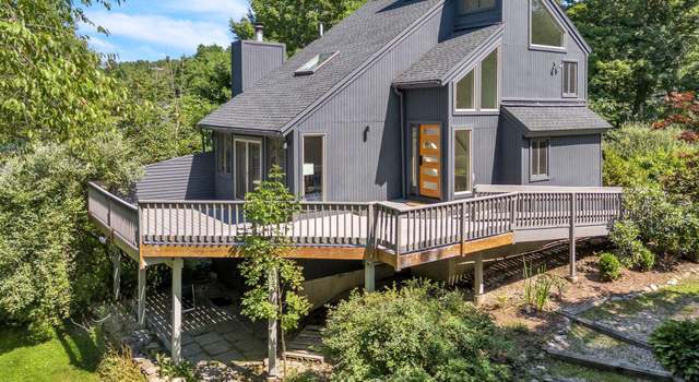 Photo of 21 Sandisfield Rd, Sandisfield, MA 01255