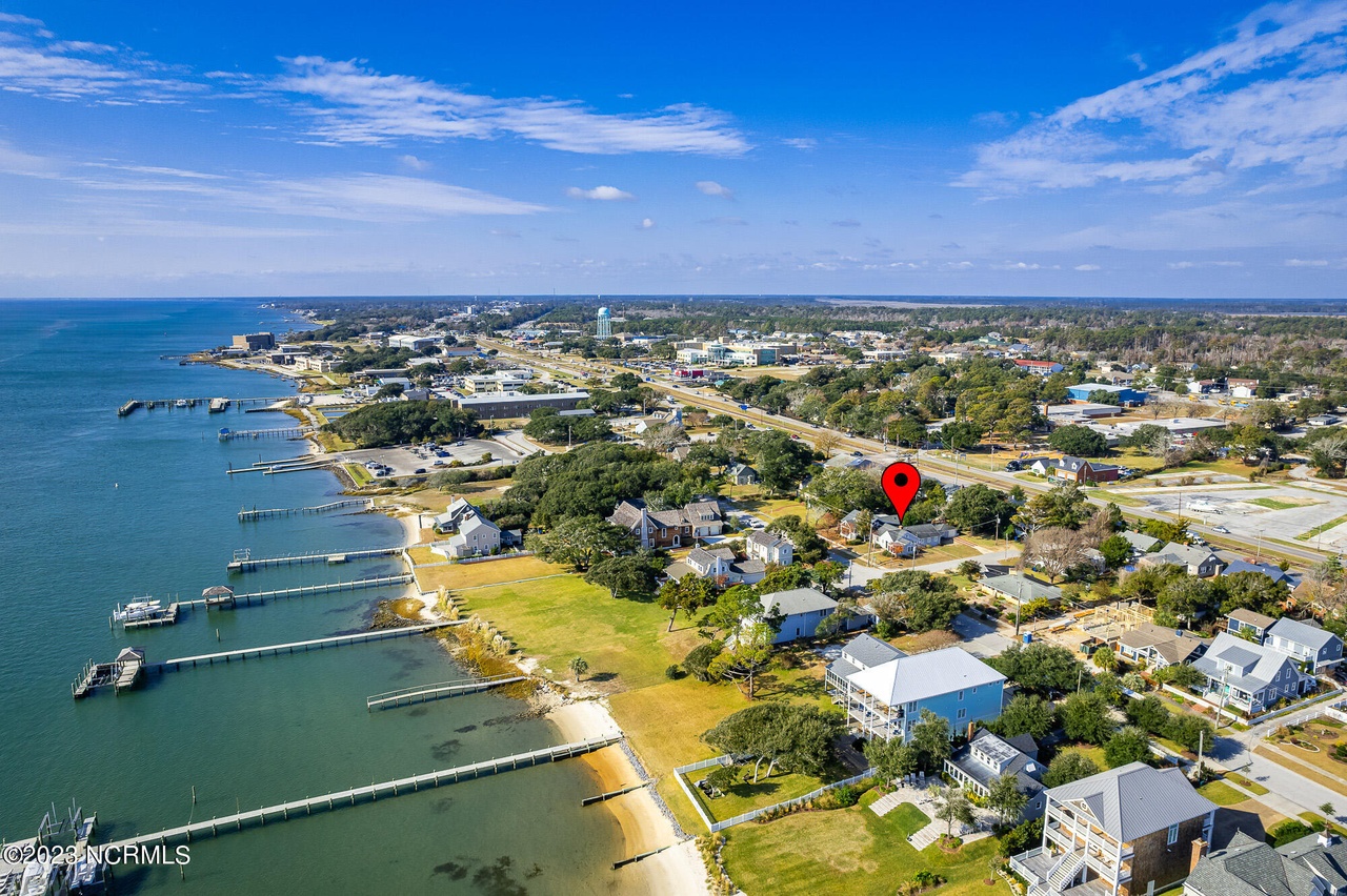 3300 Evans St, Morehead City, NC 28557 MLS 100408515 Redfin