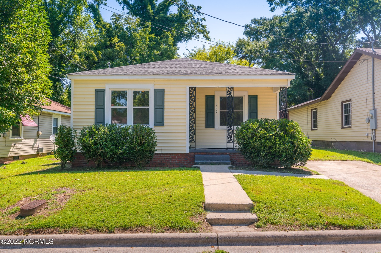 305 Cadillac St, Greenville, NC 27834 | MLS# 100341575 | Redfin