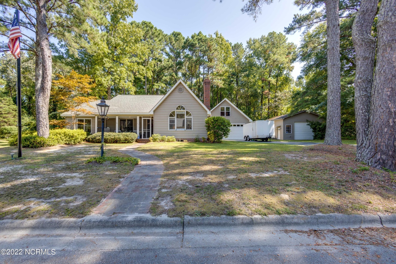 610 River Hills Dr, Greenville, NC 27858 | MLS# 100350856 | Redfin