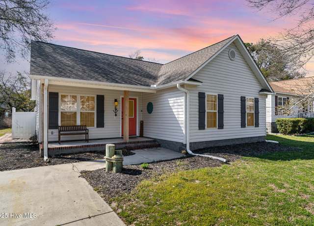 Property at 117 NE 13th St, Oak Island, NC 28465, 3 beds, 2 baths