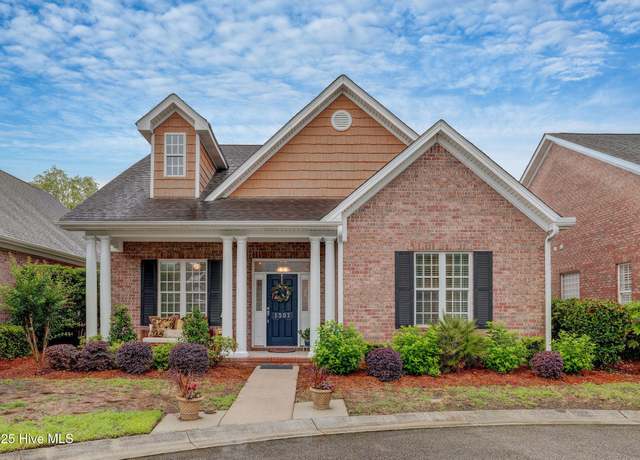 Property at 1307 Kingfisher Ct, Wilmington, NC 28403, 4 beds, 3 baths