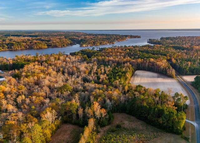 Property at 821 Bennett Neck Rd, Grantsboro, NC 28529