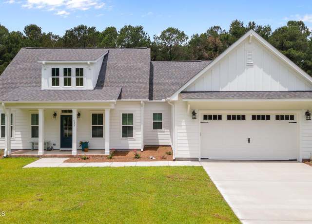Property at 613 Windward Dr, Oriental, NC 28571, 3 beds, 2 baths