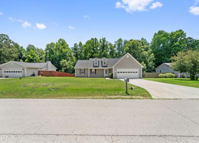 Property at 143 Wheaton Dr, Richlands, NC 28574, 3 beds, 2 baths