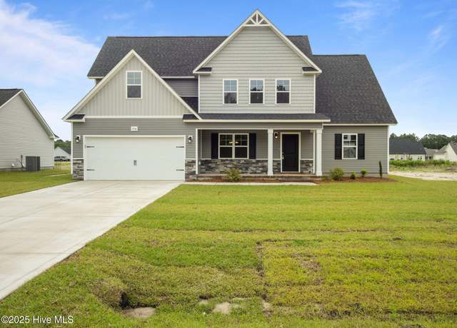 Property at 316 Cotton Hill Pl, Hubert, NC 28539, 3 beds, 2.5 baths